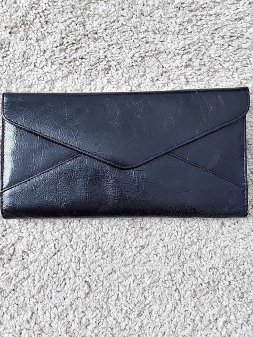Danier Envelope Wallet in Black